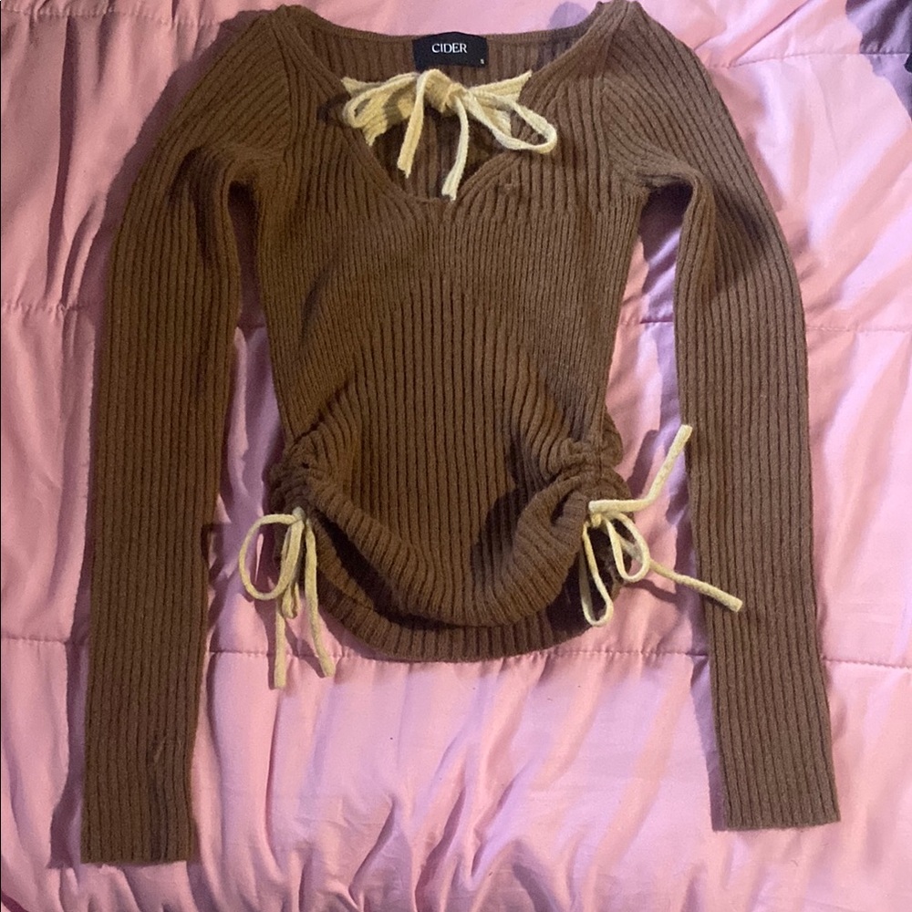Cider V-Neck Brown Sweater with Cream Ties